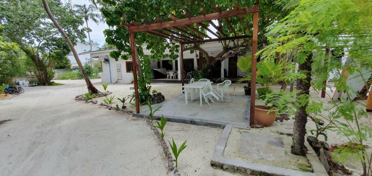 Отель Surf Deck Тулусду Экстерьер фото